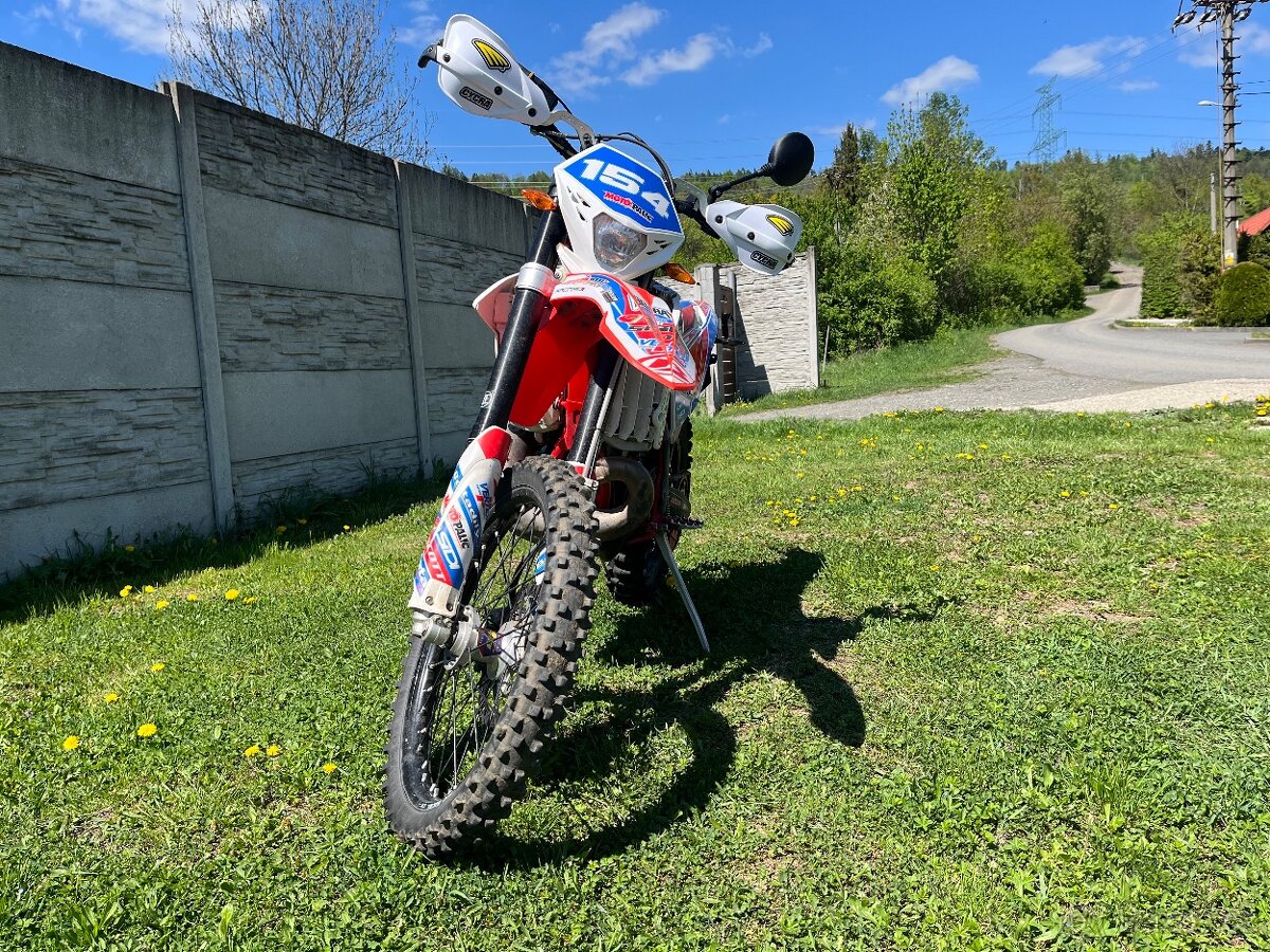 Beta RR 300