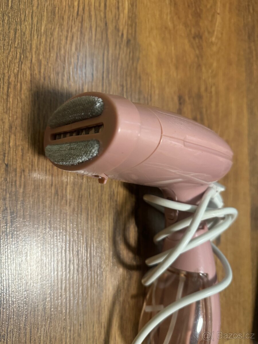 Ruční napařovač oděvů - 2