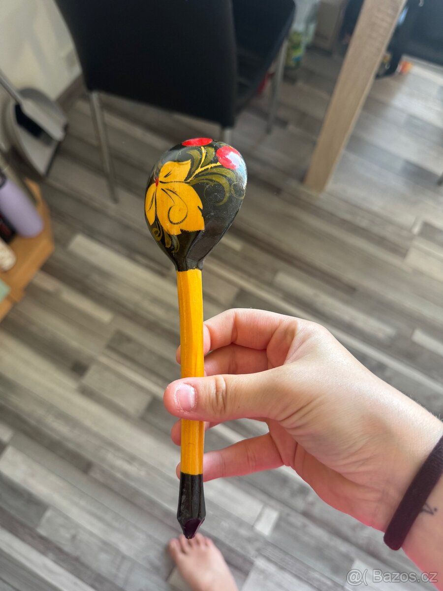 Dekorativni dřevěná lžíce - 2