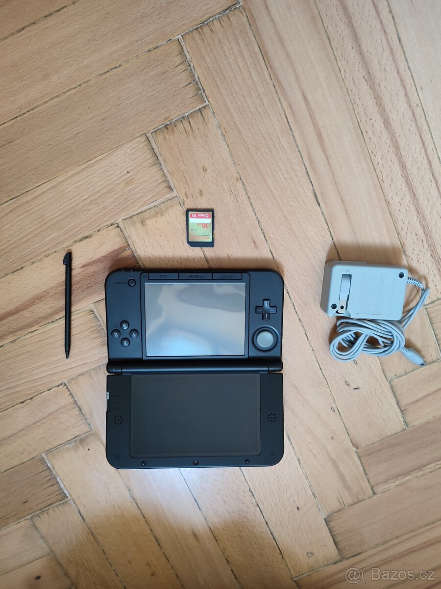 Nintendo 3DS LL černé - TOP STAV - 2