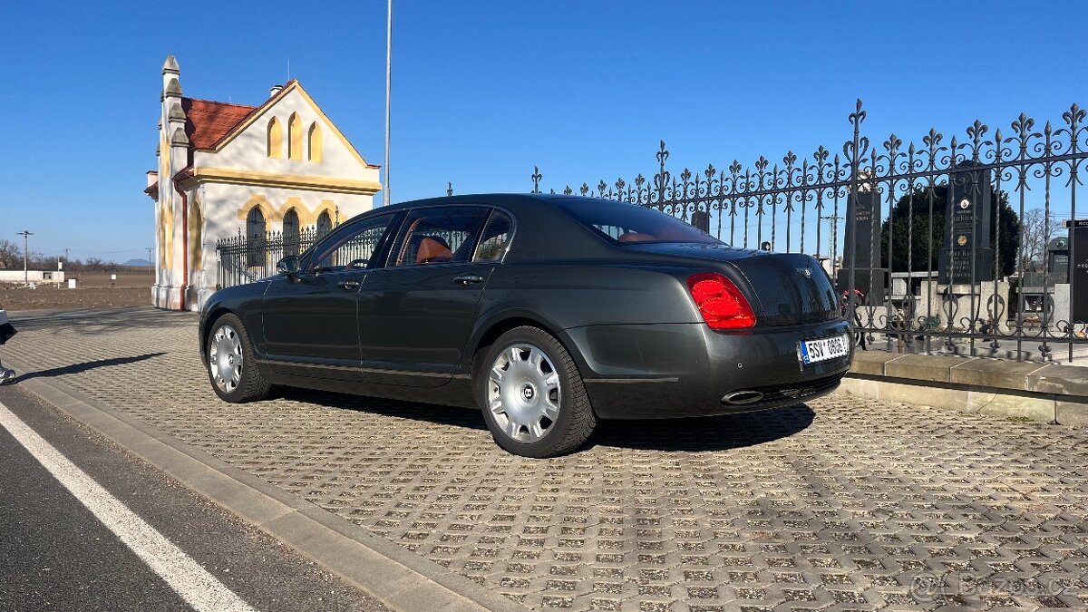 Bentley Continental Flying Spur - 2