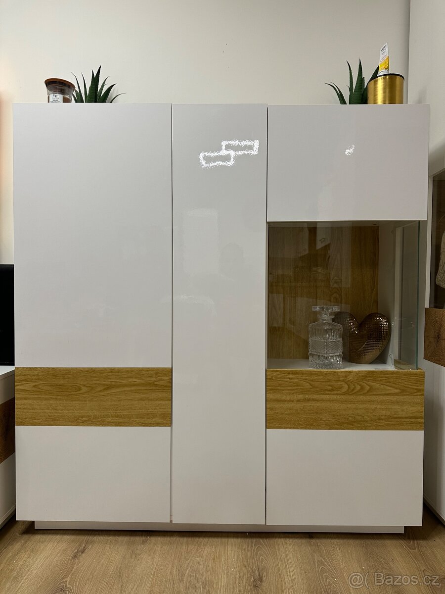 Obývací stěna - 2