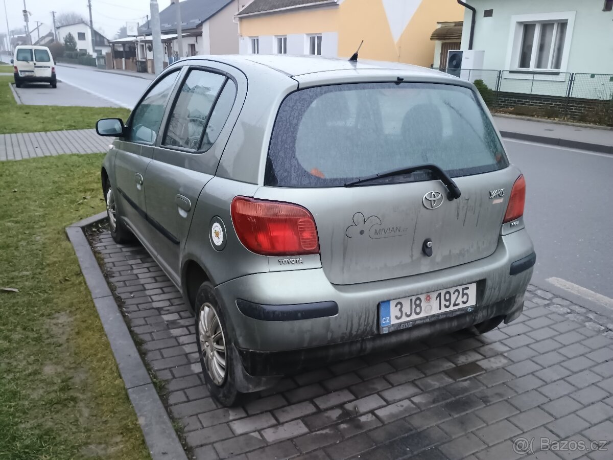 Toyota yaris 1.0 48kw - 2