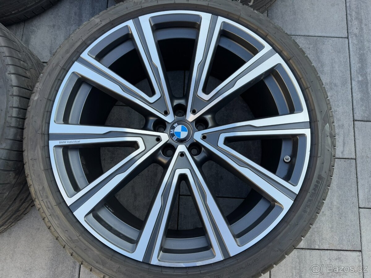 Originál alu kola Bmw Styling 746 G05 G06 R22 - 2
