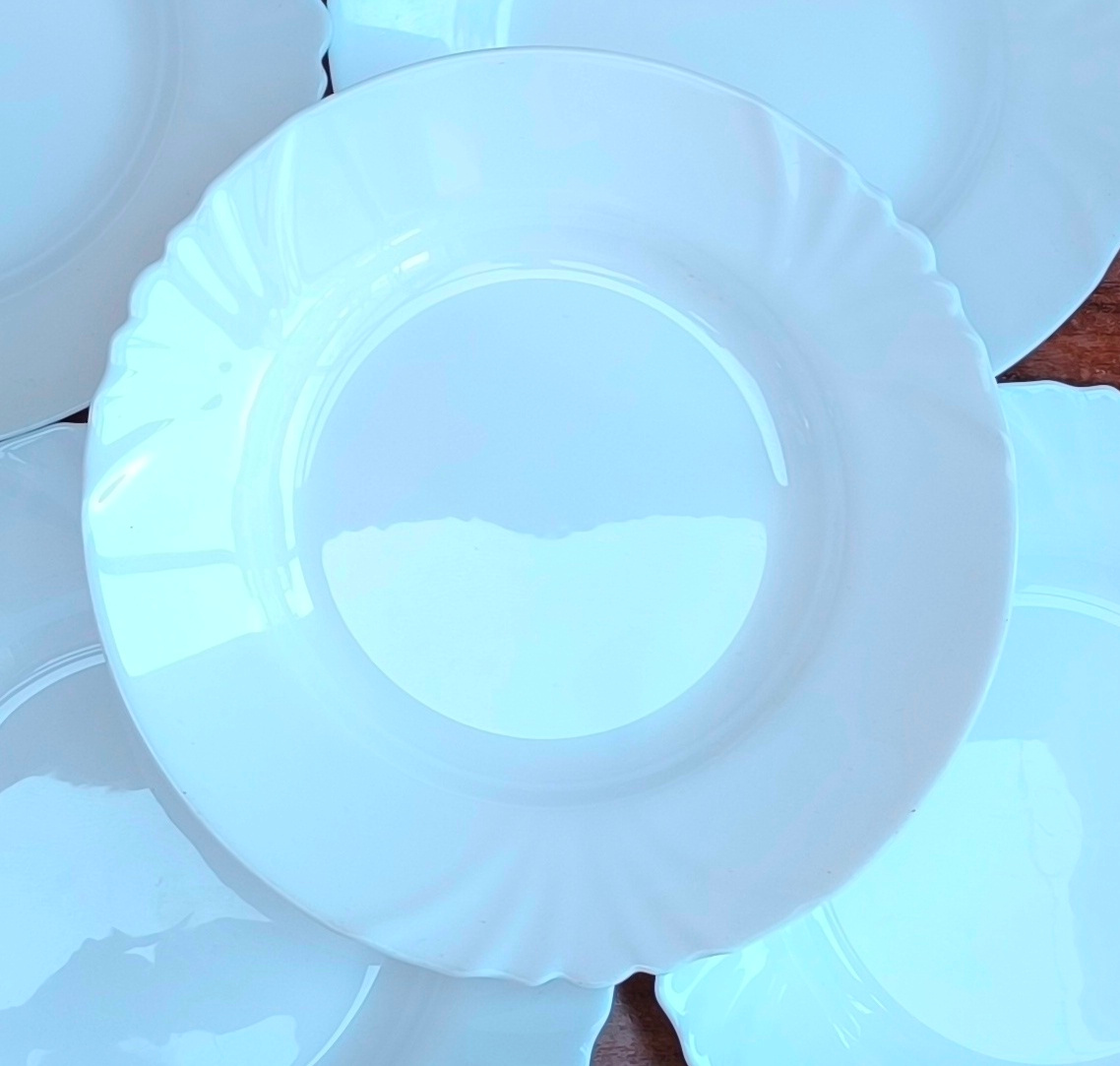 PRODÁM BÍLÉ SKLENĚNÉ TALÍŘE - 2