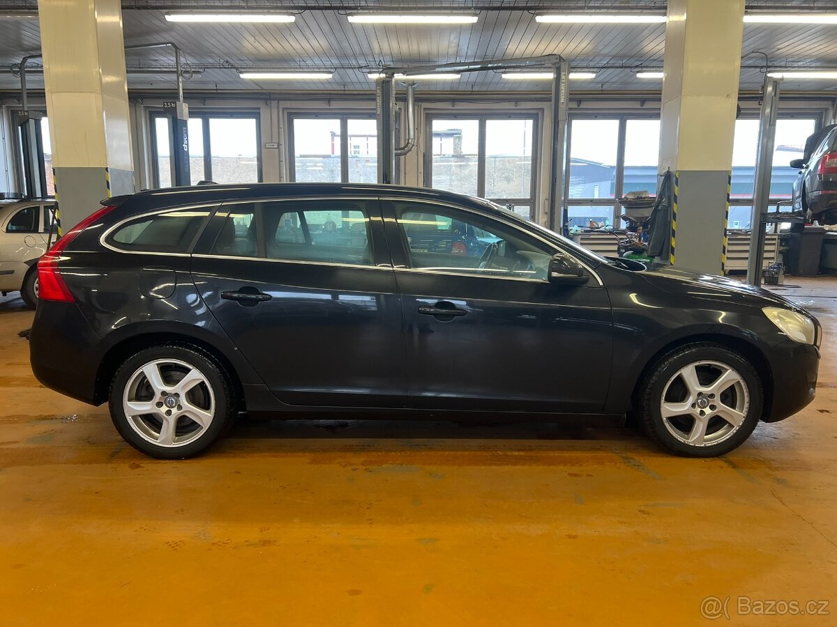 Volvo V60 - 2