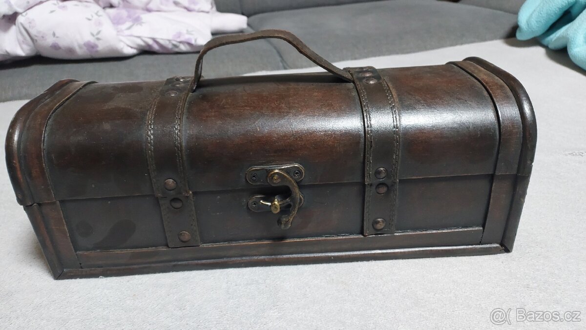 Dřevěný kufřík na lahev - 2