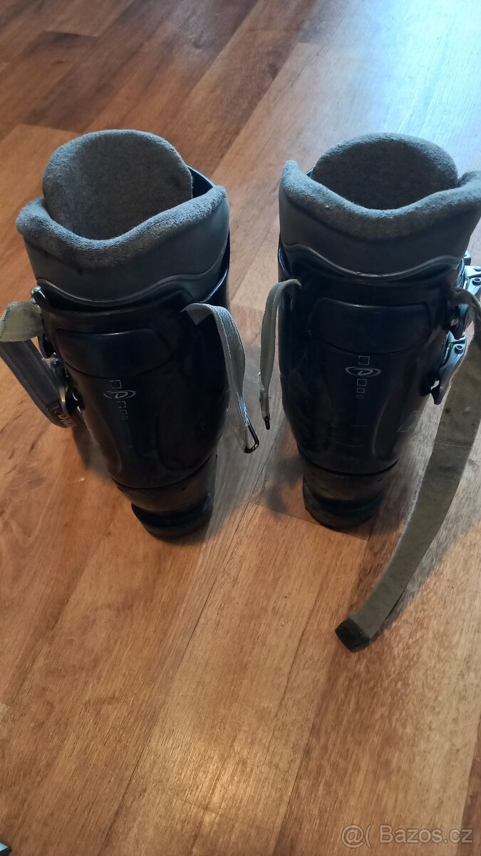 Lyžařské boty / lyžáky vel. 24, EU 37 - 2