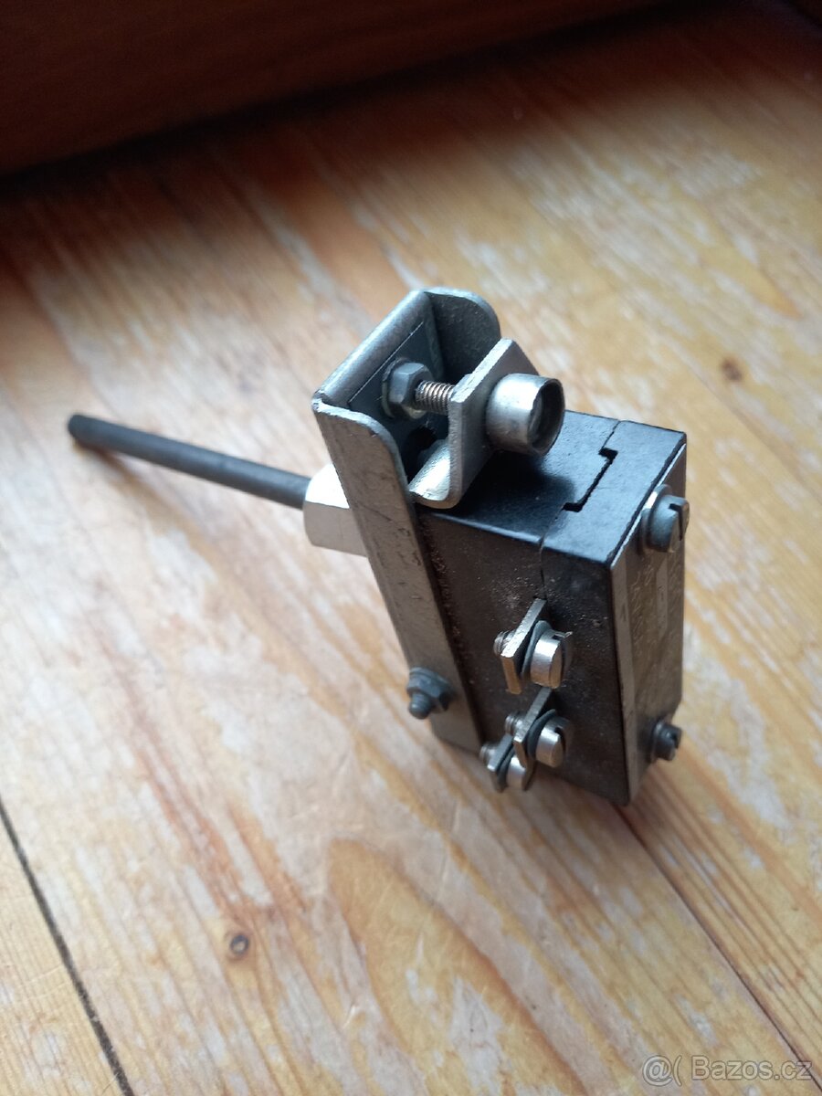 Mechanický termostat TH 810-2 Metra - 2