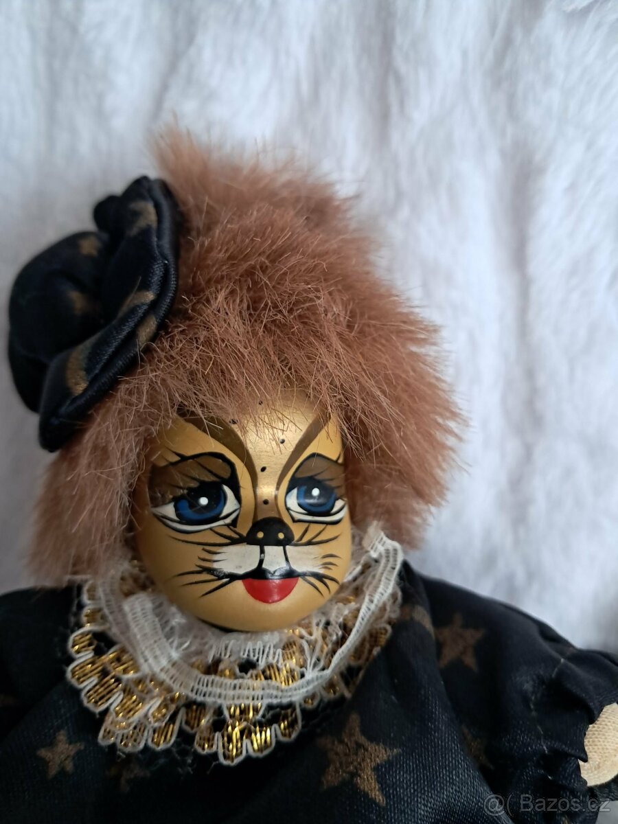 Panenka kočičí - 2