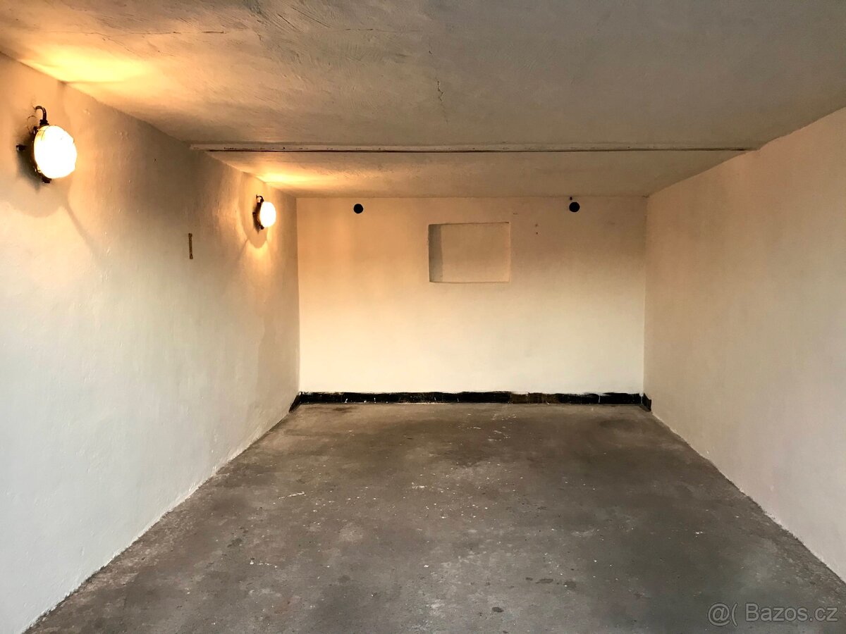 Garáž - ul. Arbesova, Olomouc - 2