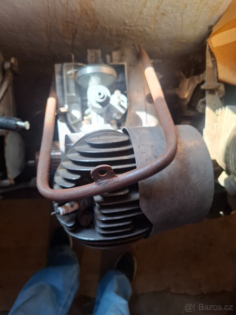 Motory - 2