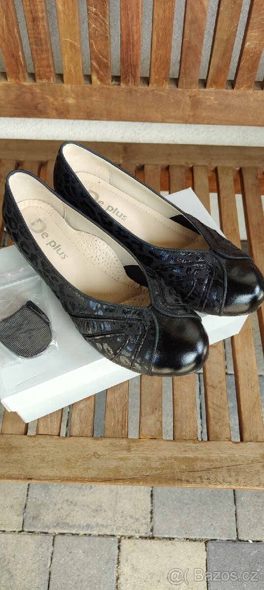 Dámské společenské vel.40 širší - 2