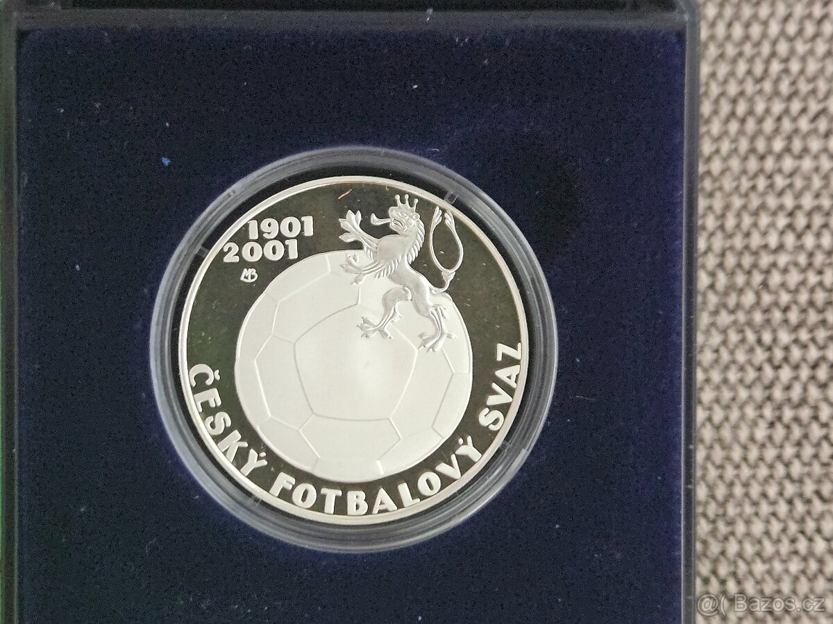 Stříbrná mince 2001 200 Kč Český fotbalový svaz PROOF - 2
