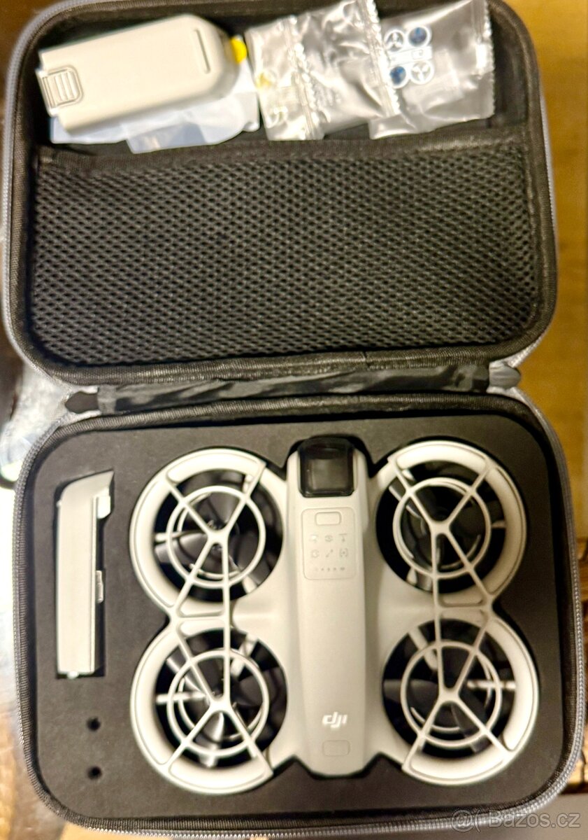 Dron DJI NEO - zánovní - 3 baterie, kufřík - 2
