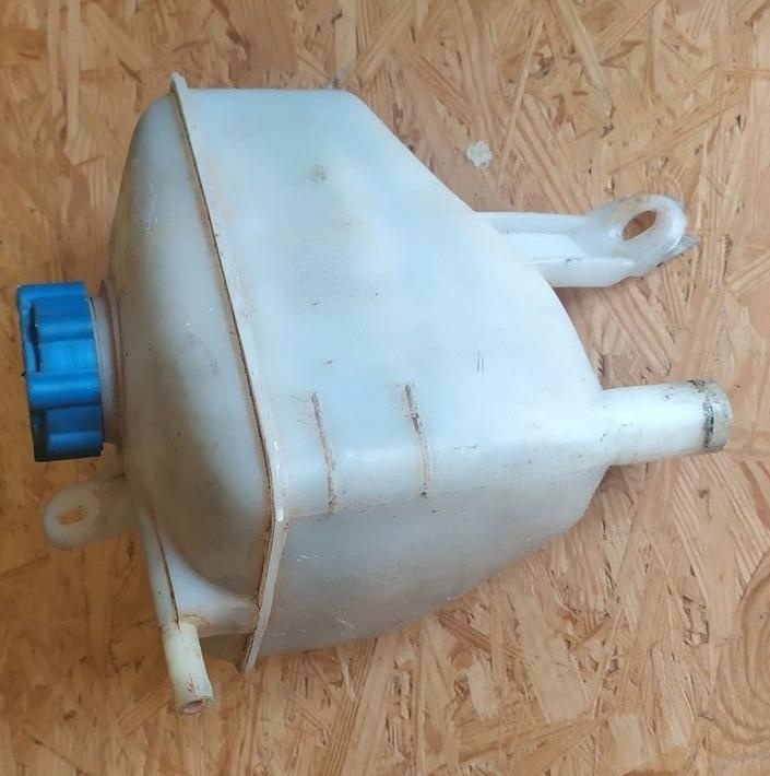 Škoda Felicia MPI vyrovnávací nádobka - 2