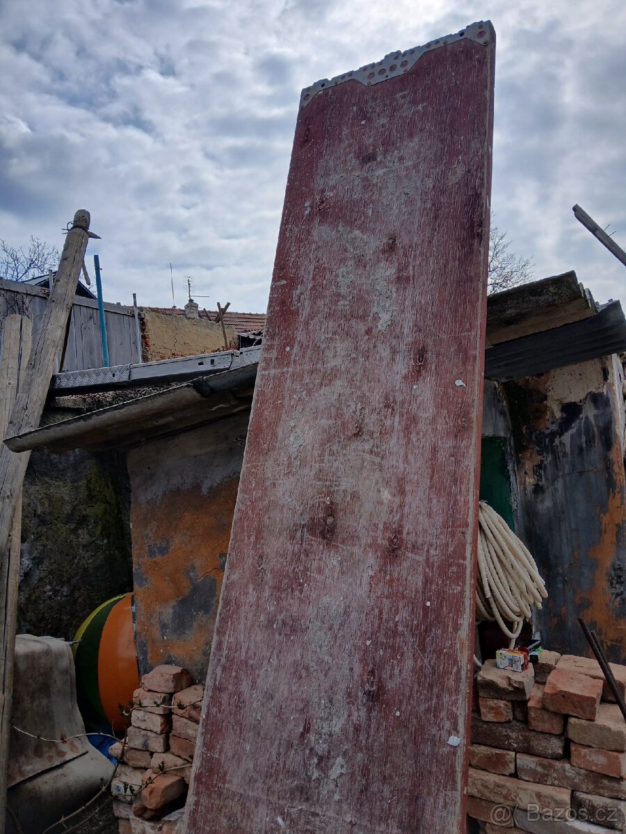 Podložka layher 307cm - 2