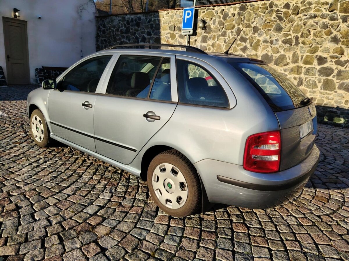prodám Škodu Fabii kombi 1.4 16V 55kw ,r.v.2004 - 2