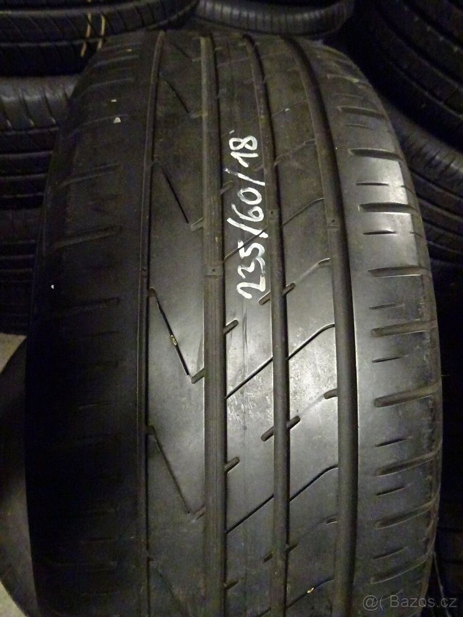 Letní pneu Hankook, 235/60/18, 2 ks, 5,5-6 mm - 2