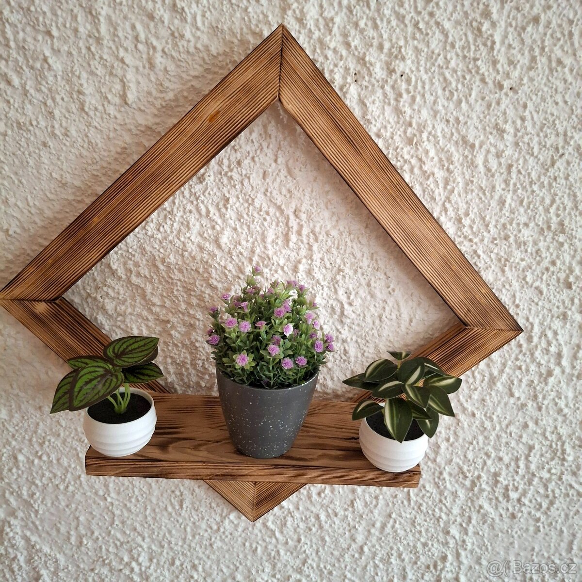 Větší dřevěná polička - 2
