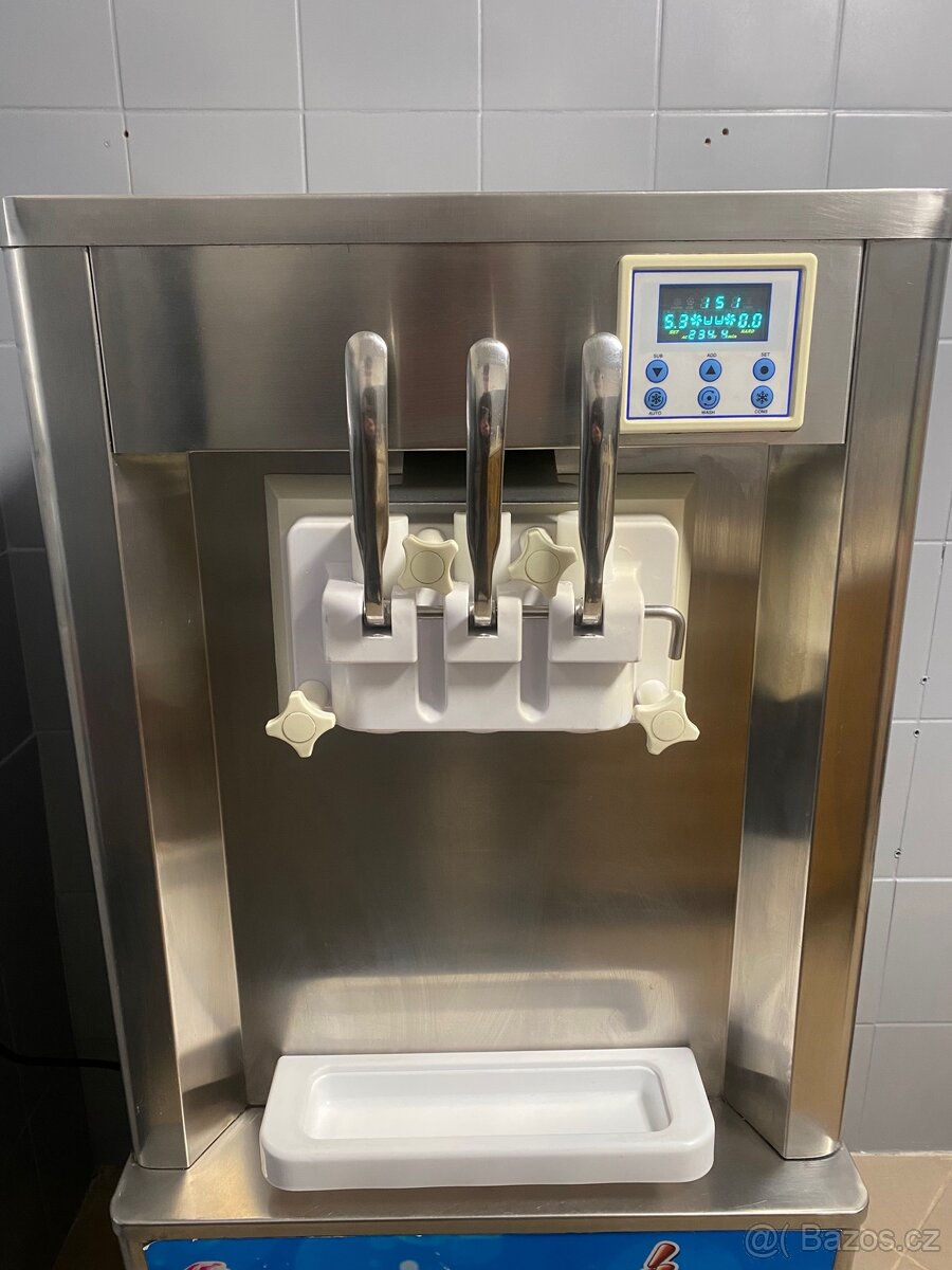 Zmrzlinový stroj - 2