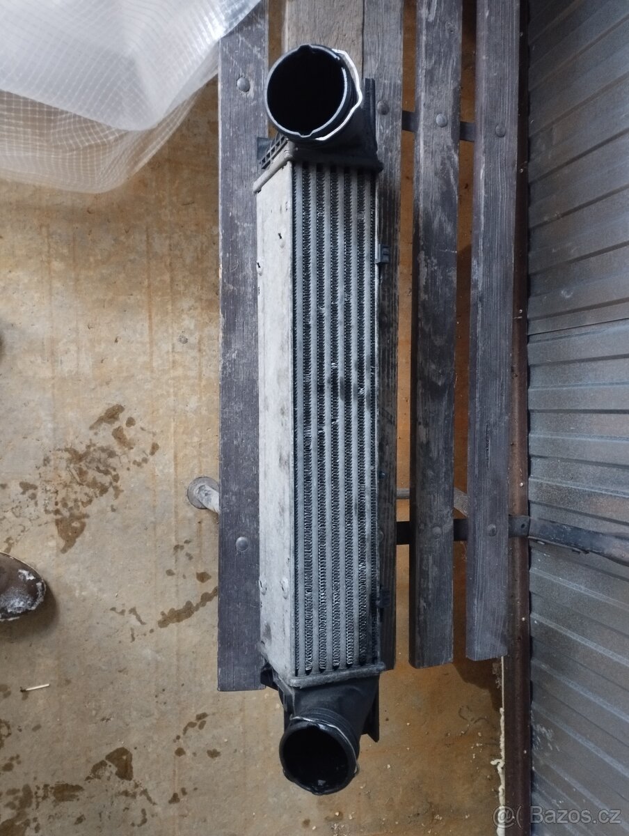 BMW intercoler n47d20 - 2