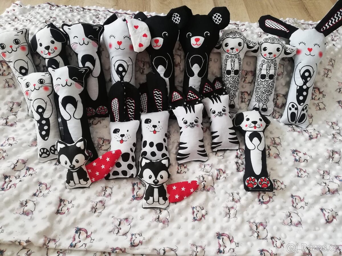 chrastítka zvířátka kontrastní - 2