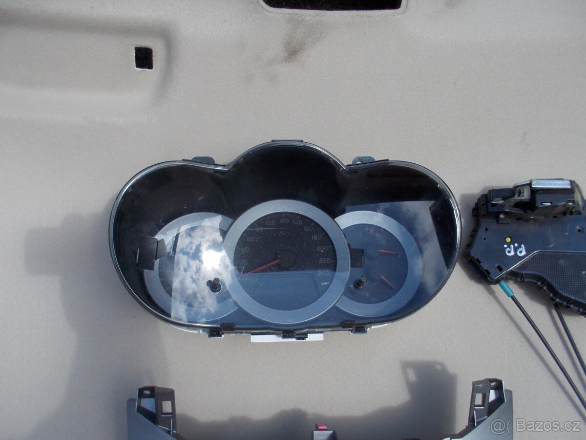 Elektrické díly Toyota Rav4 model 2006-2010 - 2