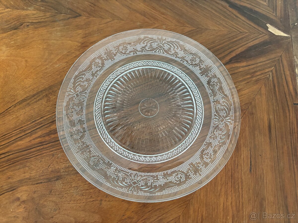 Broušený servírovací talíř - 2