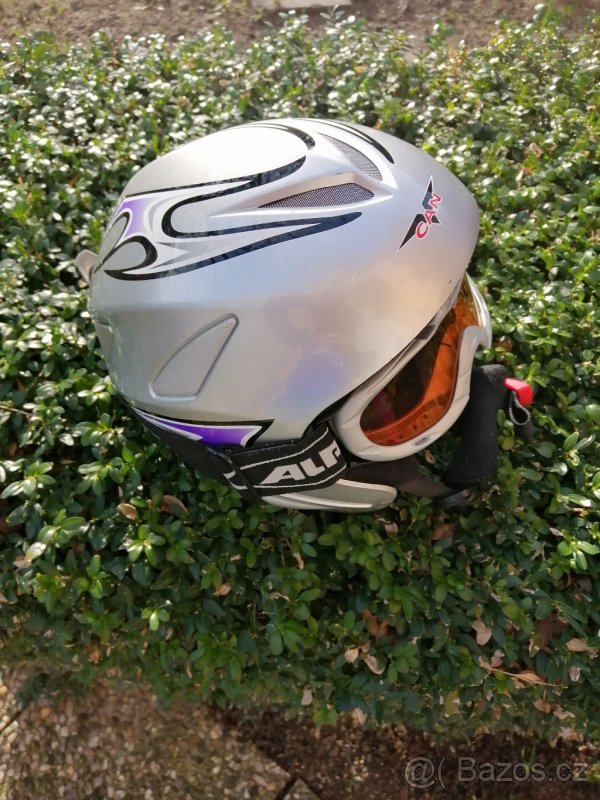 Helma, přilba - 2