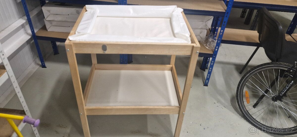Přebalovací pult IKEA - 2