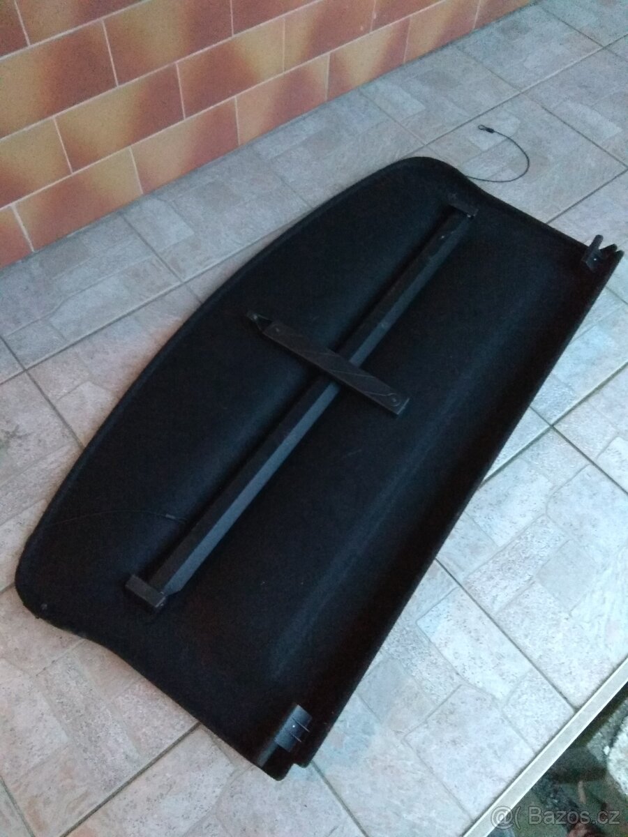 Plato kufru Citroen C5 sedan - 2