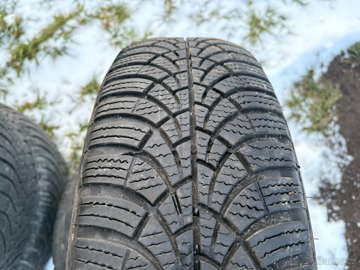 2ks zimní pneu Goodyear 185/65/15 - 2