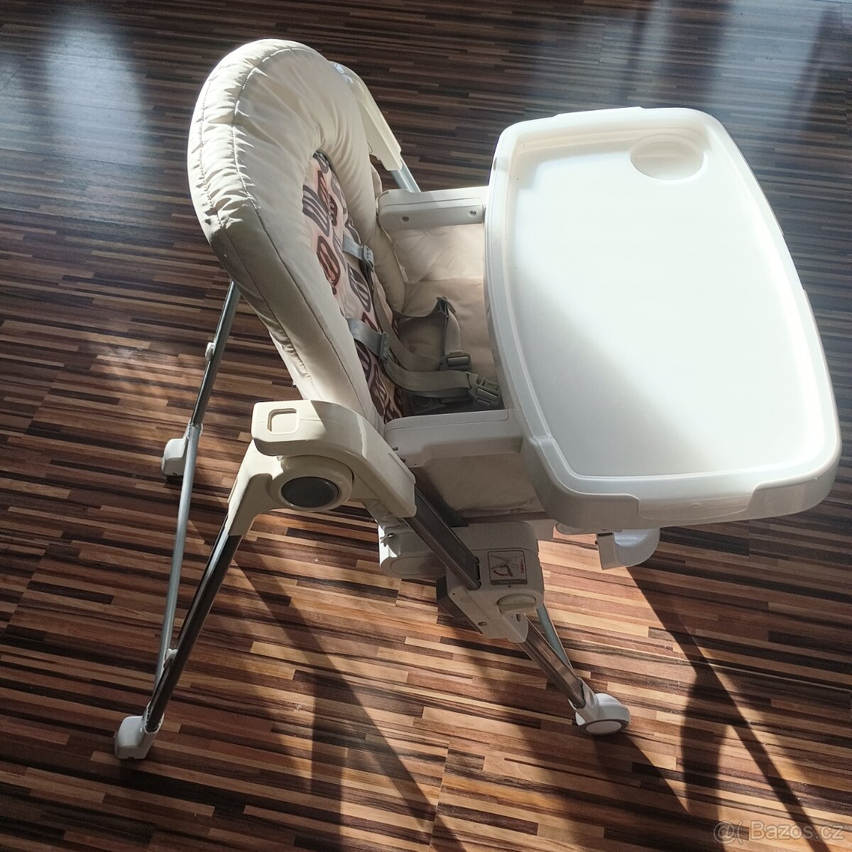 Dětská jídelní židlička - 2