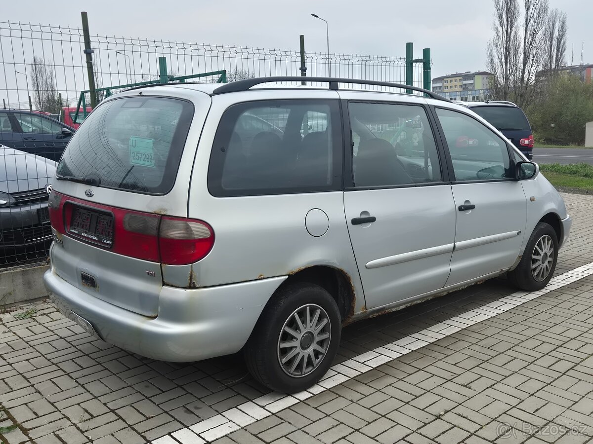 Ford Galaxy - 2