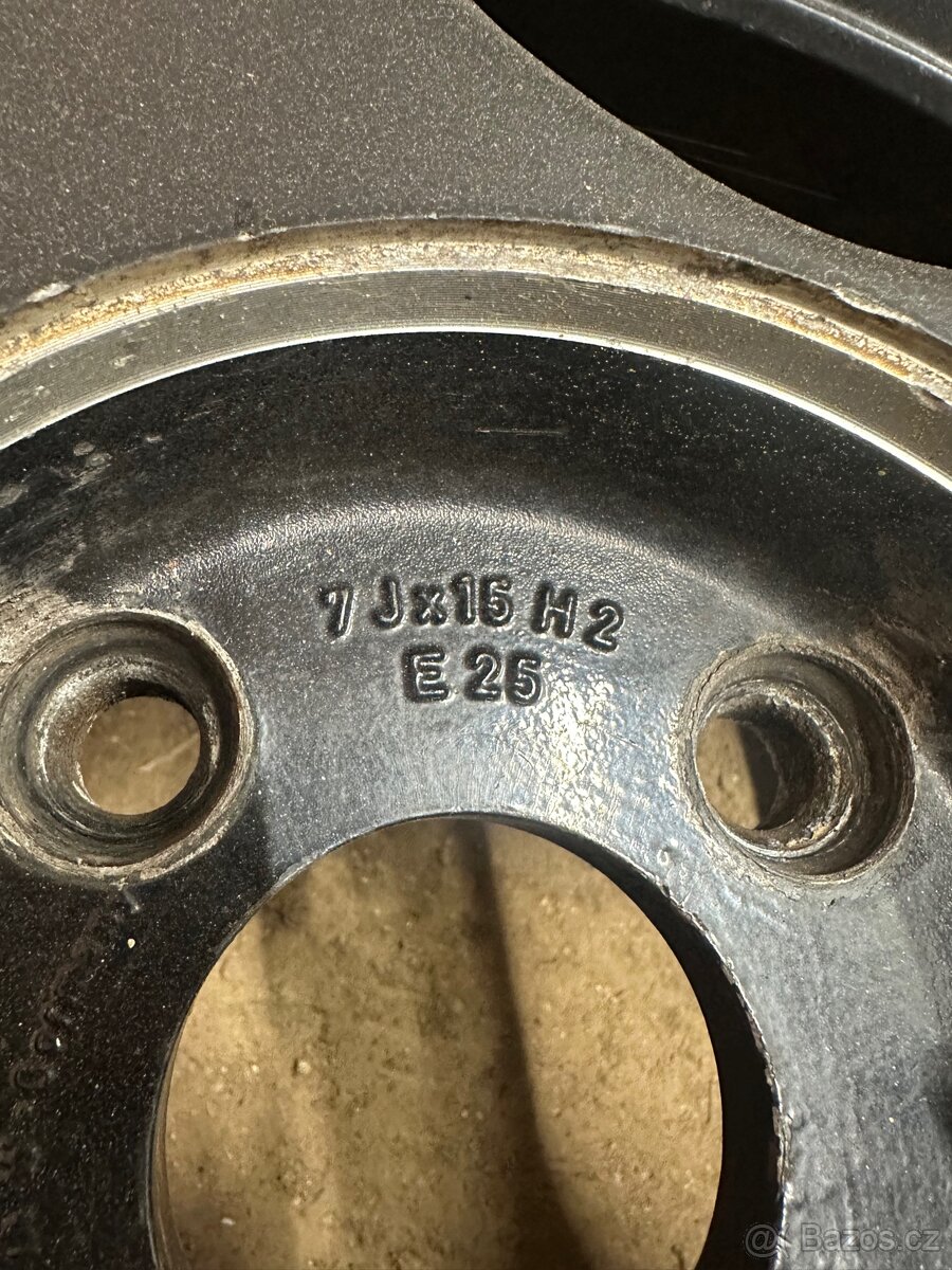 Límce R15 4x100 - 2