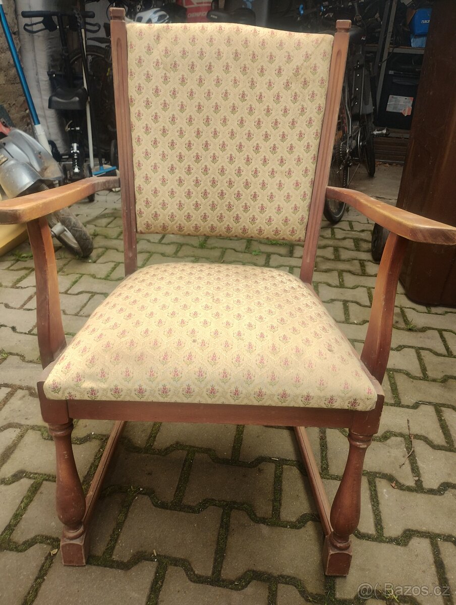 Křeslo - 2