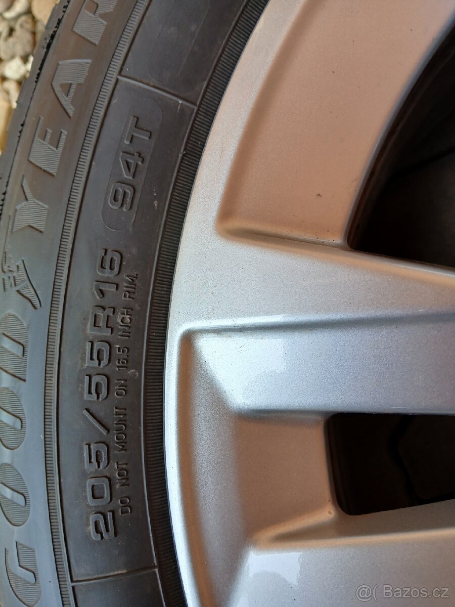 Originál Kola Audi A3 2024 - 2