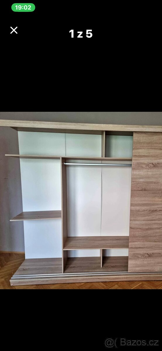 Šatní skříň - 2