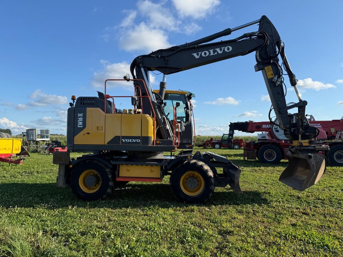 Kolový otočný bagr Volvo EW 160E - 2
