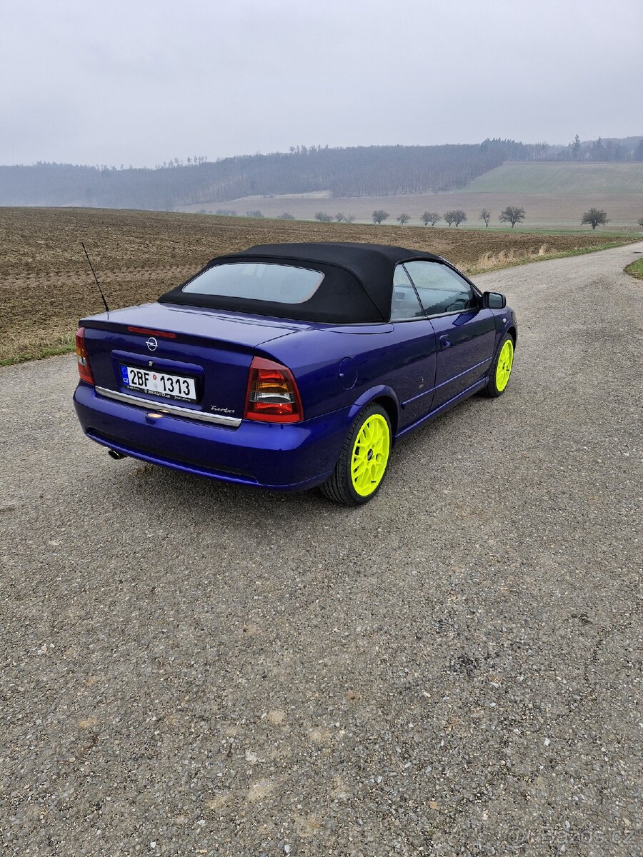 Opel Astra cabrio 2.0 Turbo 200 koní  limitačka  9999 ks - 2