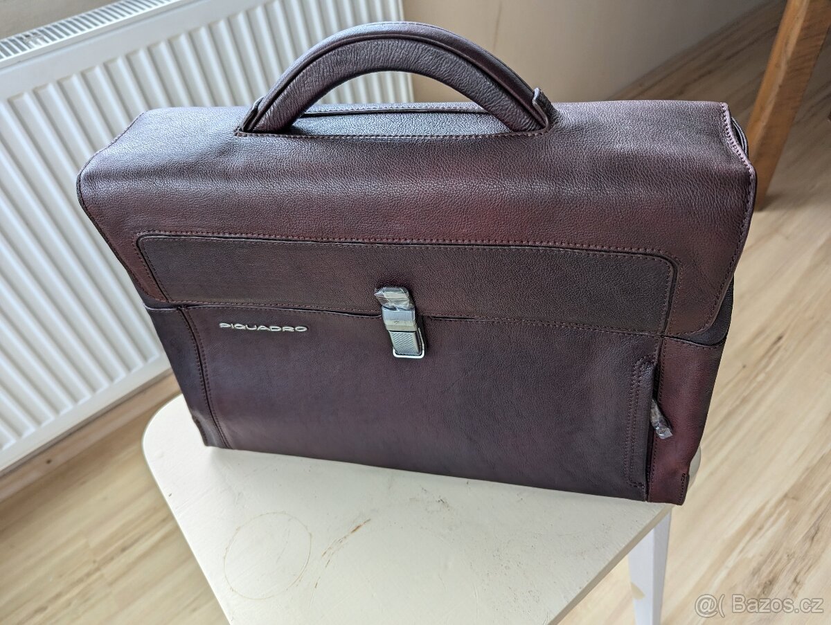 Hnědá kožená aktovka Piquardo - 2