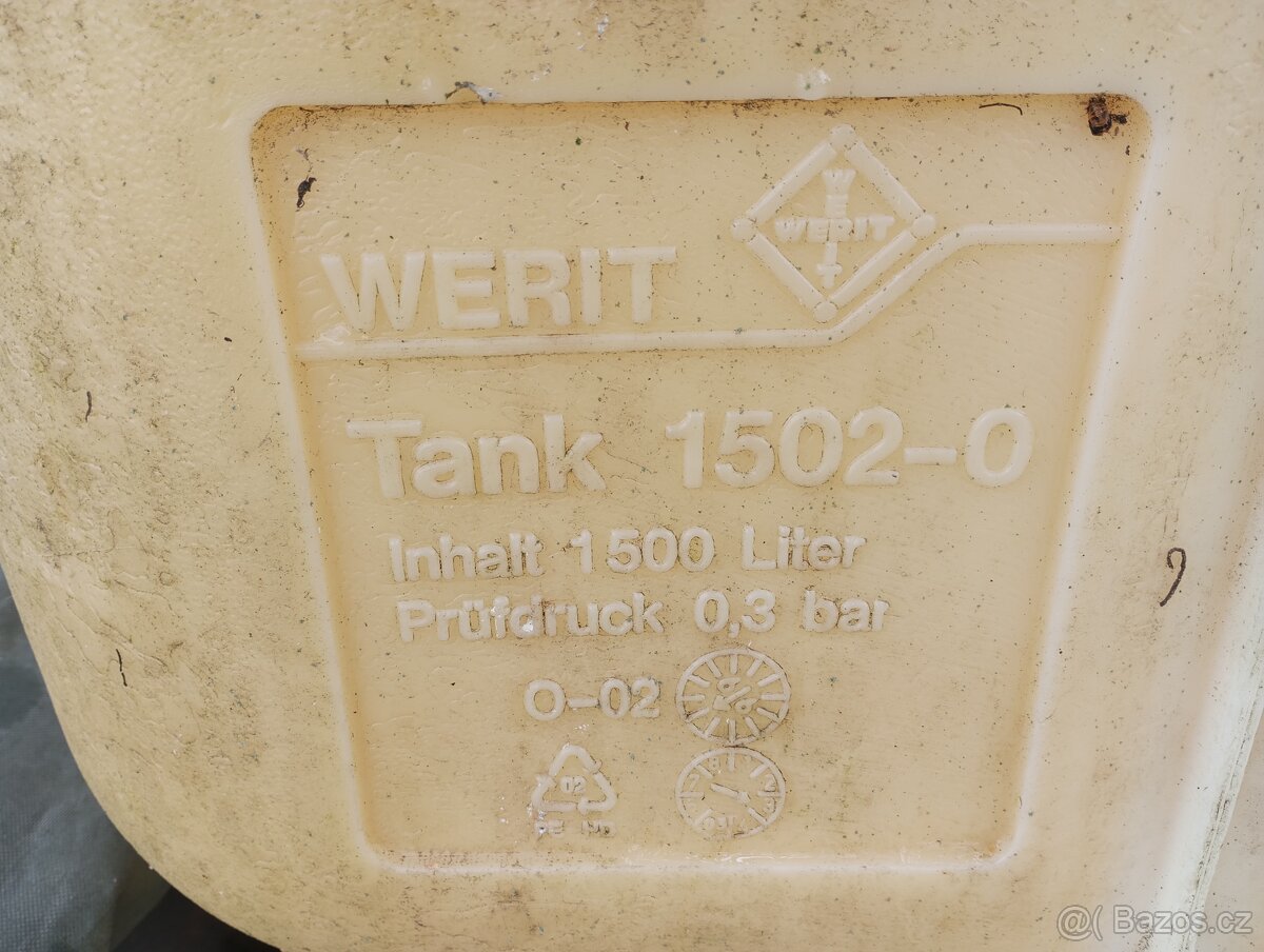 2 nádrže na vodu - 2