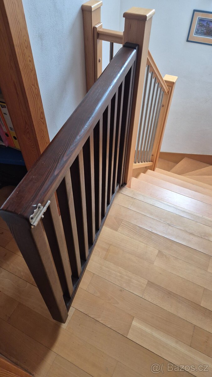 Dětská zábrana na schodiště - 2