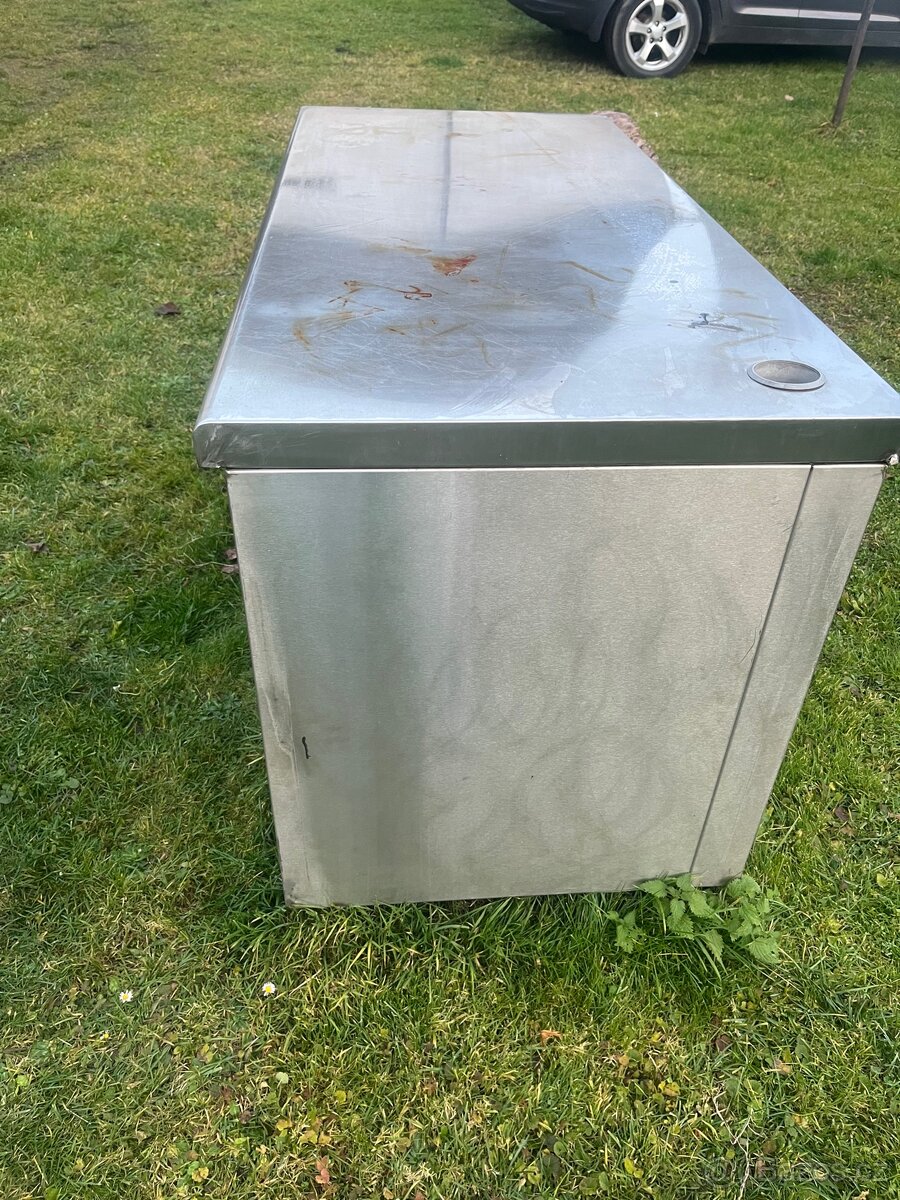 Nerezový stůl - 2