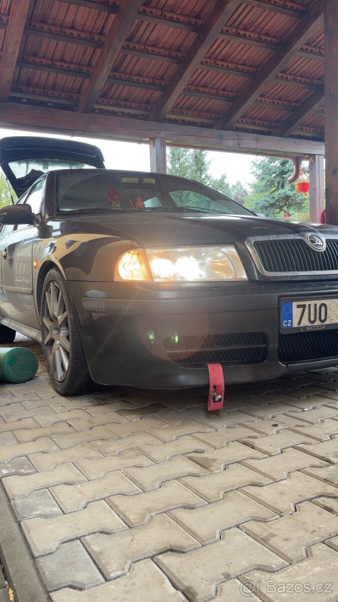 Škoda Octavie rs 1.8t 132kw - 2
