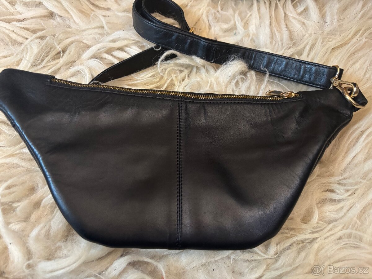 kožená ledvinka RE:DESIGNED - 2