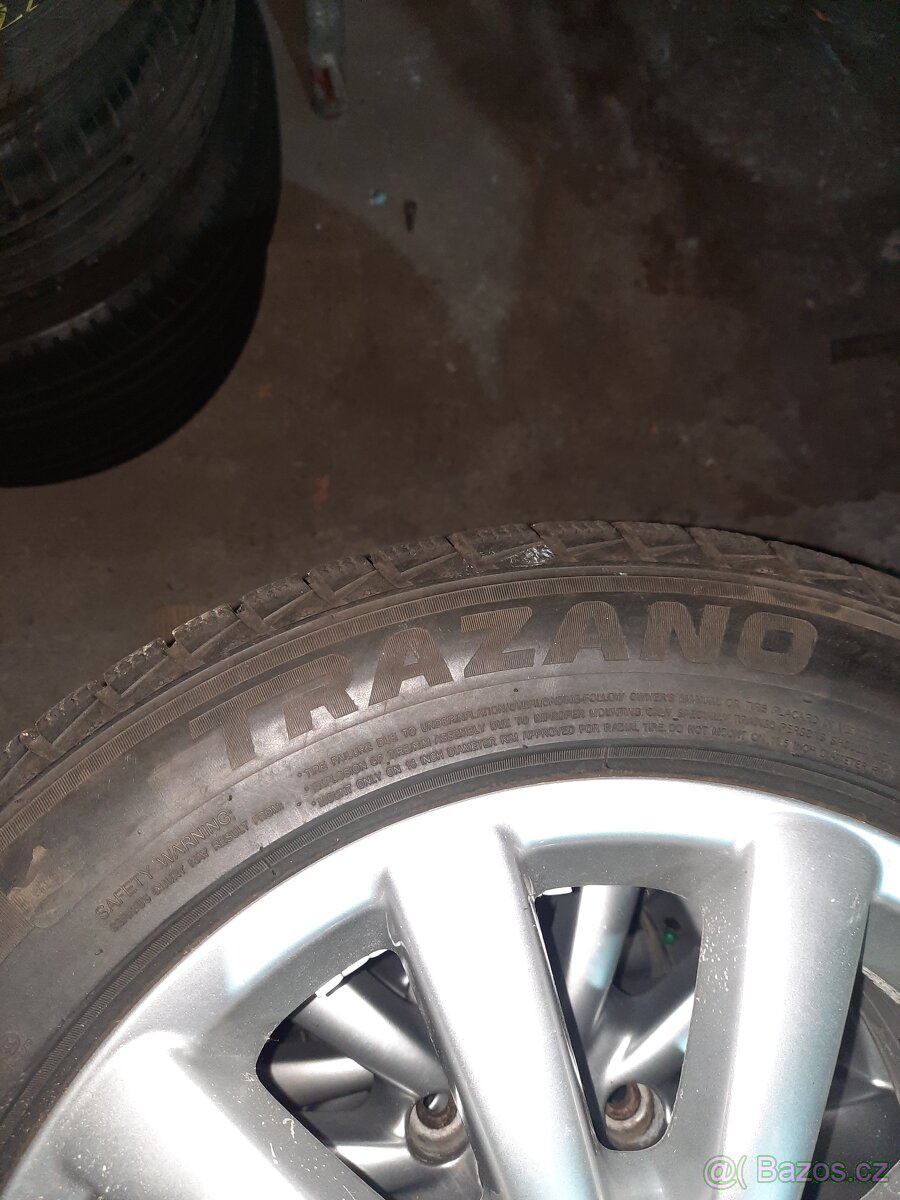 Alu kola sharan + zánovní zimní pneumatiky - 2