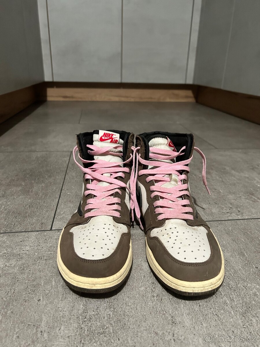 “Nike Air Jordan 1 High - Travis Scott Dark Mocha” - 2