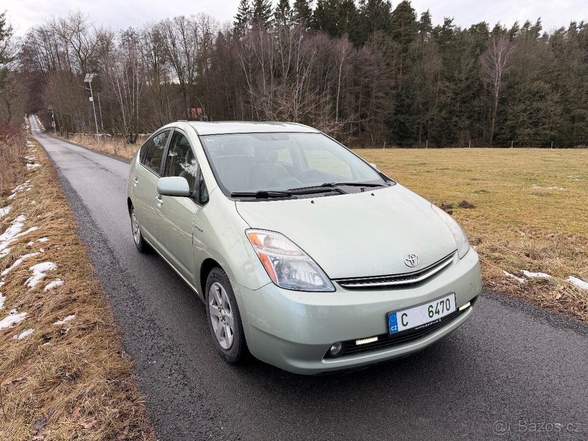 Toyota Prius 1,5i/E 57kW - 2